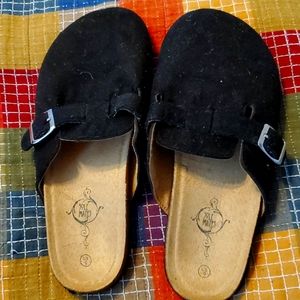 Women's slip on shoe